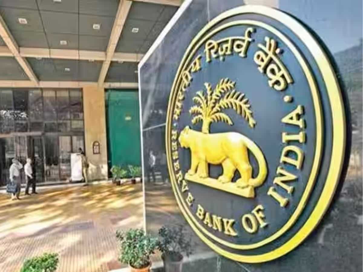 Operation Hafta Vasooli: Loan Apps पर तगड़ा एक्शन लेगा RBI, तैयार कर ली है लिस्ट; जानें पूरा मामला