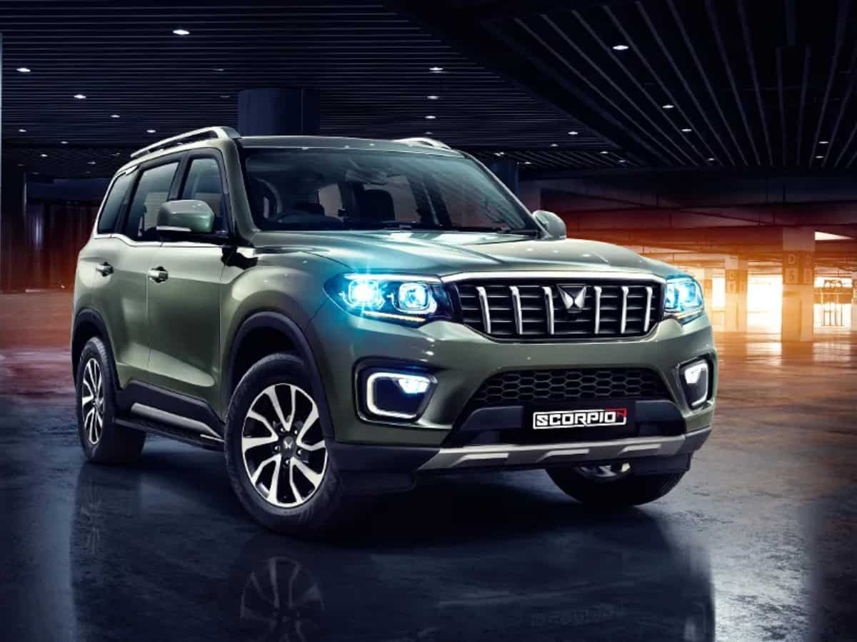 मोहम्मद सिराज को मिलेगी एक और नई SUV? आनंद महिंद्रा ने दिया इशारा, X पोस्ट पर लिखी ये बात