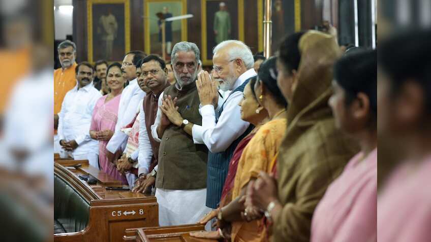 Women Reservation Bill: पीएम मोदी ने की "नारी शक्ति वंदन अधिनियम" की घोषणा, पेश हुआ महिला आरक्षण बिल