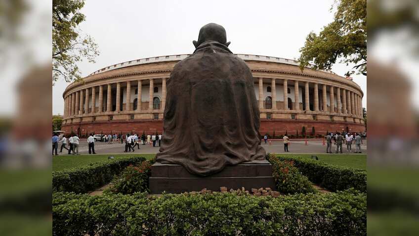 Samvidhan Sadan: पुराने संसद भवन को मिला नया नाम, पीएम मोदी ने कहा- अब संविधान सदन के रूप में होगी पहचान