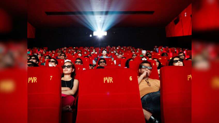 सिनेप्रेमियों के लिए गुड न्यूज, इस दिन मनाया जा रहा है National Cinema Day, सिर्फ ₹99 में देखें अपनी फेवरेट फिल्म