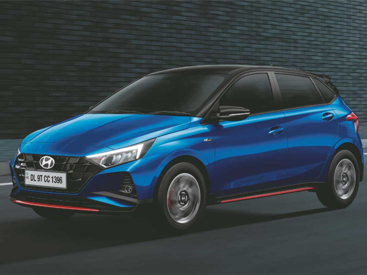 Hyundai ने लॉन्च की नई i20 N Line, मिलेंगे 35 नए सेफ्टी फीचर्स; जानें कीमत से लेकर सबकुछ