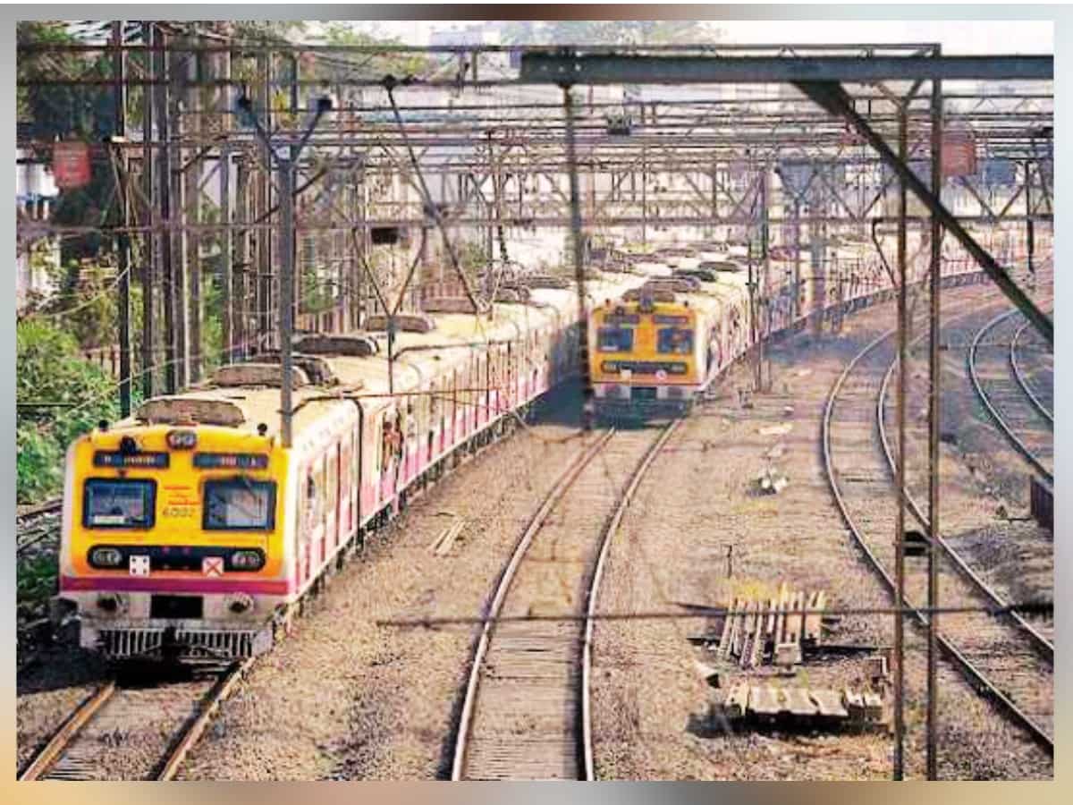 गणेश विसर्जन के दिन मुंबई में वेस्टर्न रेलवे चलाएगी 8 स्‍पेशल लोकल ट्रेनें, जानिए रूट, टाइमिंग्‍स और अन्‍य जानकारी