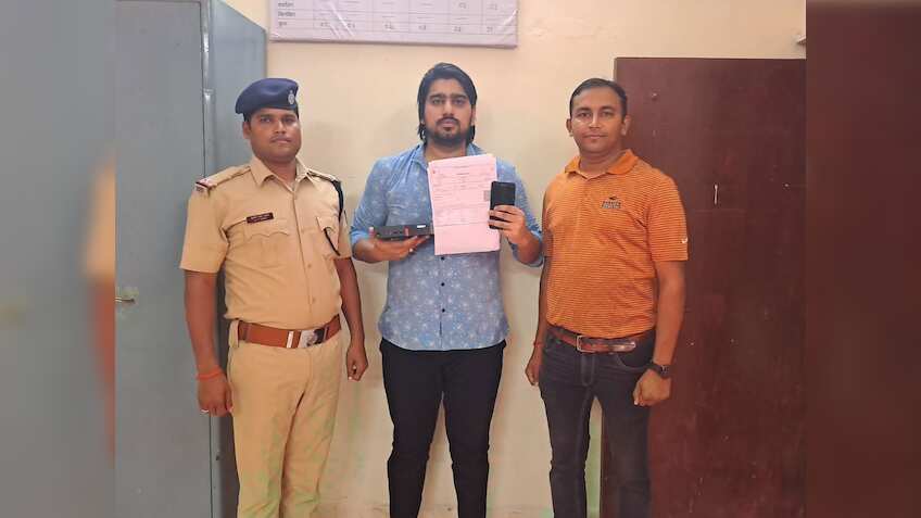 रेलवे की लंबी वेटिंग लिस्ट के पीछे टिकटों की कालाबाजारी का भांडाफोड़, त्योहारों में ऐसे बुकिंग करता था ठग