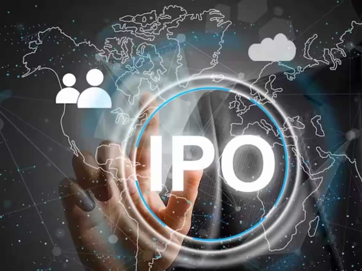 Signature Global & Sai Silks IPO Listing: प्रीमियम के साथ लिस्ट हुए दोनों कंपनियों के शेयर, जानें आगे क्या करें...