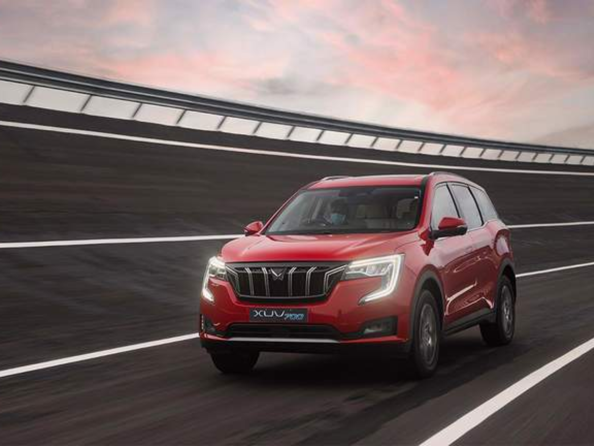 फेस्टिव सीजन में SUV खरीदना हुआ महंगा! इन कारों के लिए चुकानी पड़ेगी अधिक कीमत