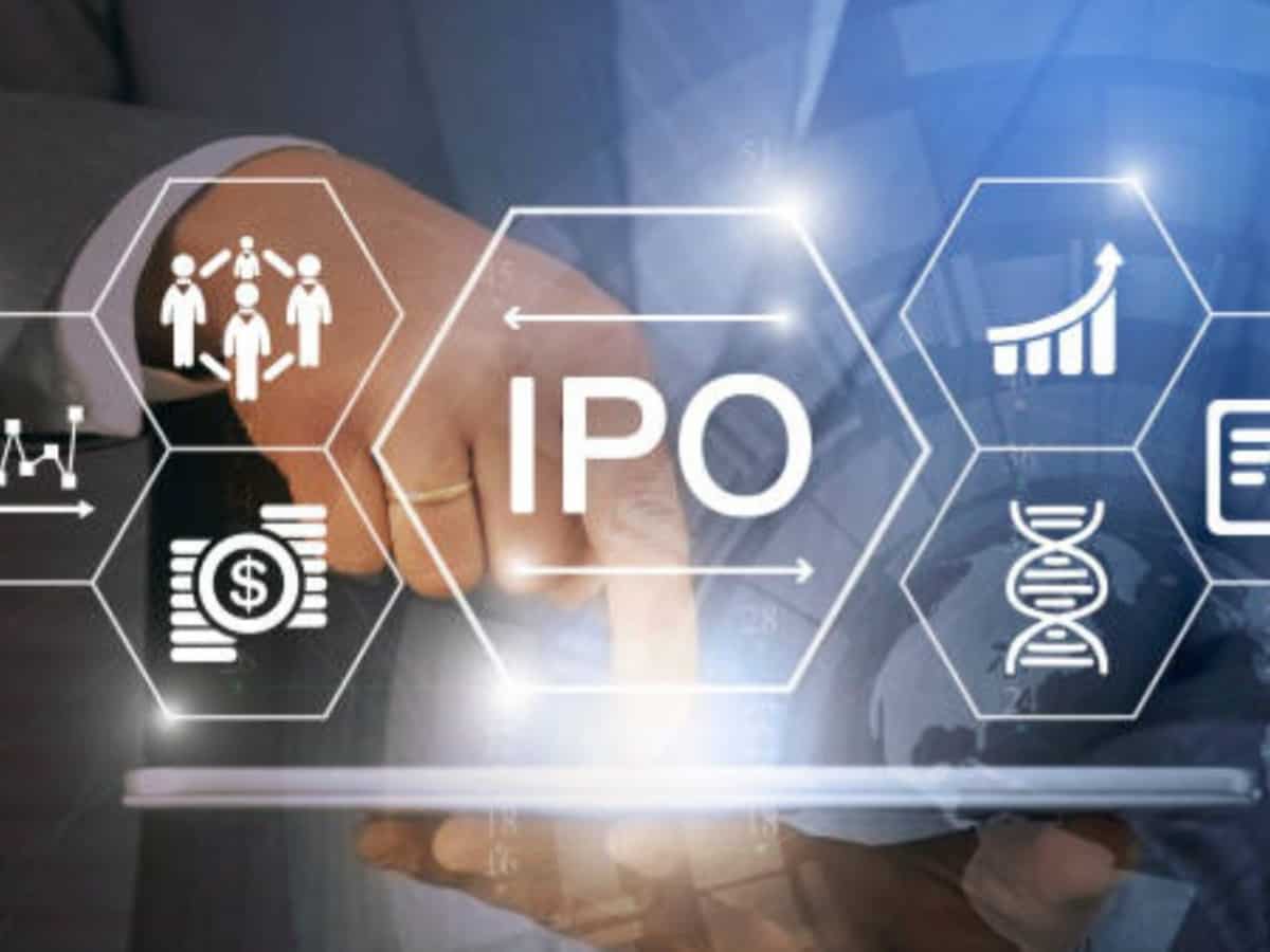 JSW Infra IPO Listing: निवेशकों की मौज! BSE पर 20% प्रीमियम के साथ लिस्टिंग, अनिल सिंघवी से जानें आगे क्या करें