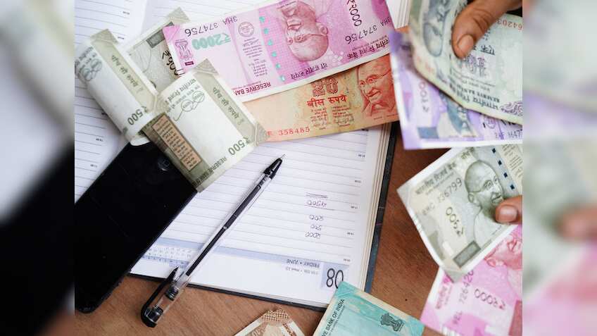 भारी गिरावट में भी कमाई का मौका! 19% अपसाइड के साथ एक्सपर्ट ने दी खरीदारी की राय, ये है अगला टारगेट
