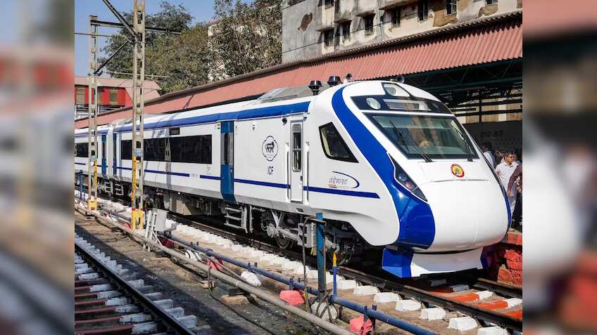 फेस्टिव सीजन के पहले पैसेंजर्स को रेलवे का बड़ा तोहफा, नागपुर तक जाएगी ये Vande Bharat ट्रेन, देखें लेटेस्ट शेड्यूल