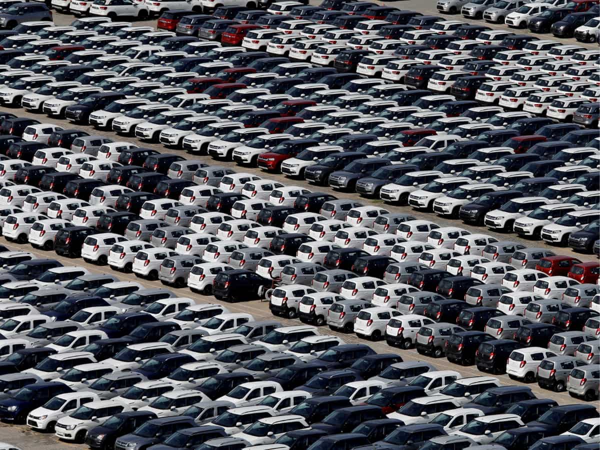 Maruti ने सेल्स के मोर्चे पर फिर मारी बाज़ी, दूर-दूर तक नहीं Hyundai-Tata; सितंबर में ऐसी रही सभी कंपनियों की बिक्री