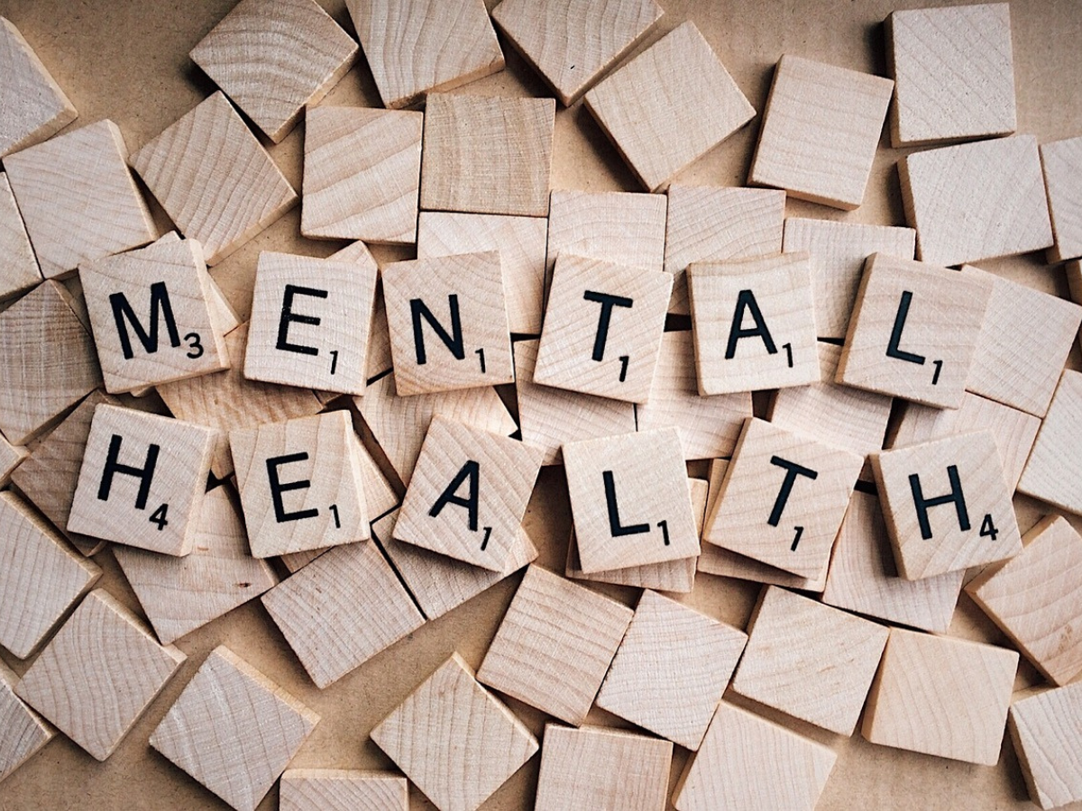 World Mental Health Day 2023: दिमाग को खुश रखने के लिए अपने रूटीन में शामिल करें ये चीजें, जानें मेंटल हेल्थ डे का इतिहास