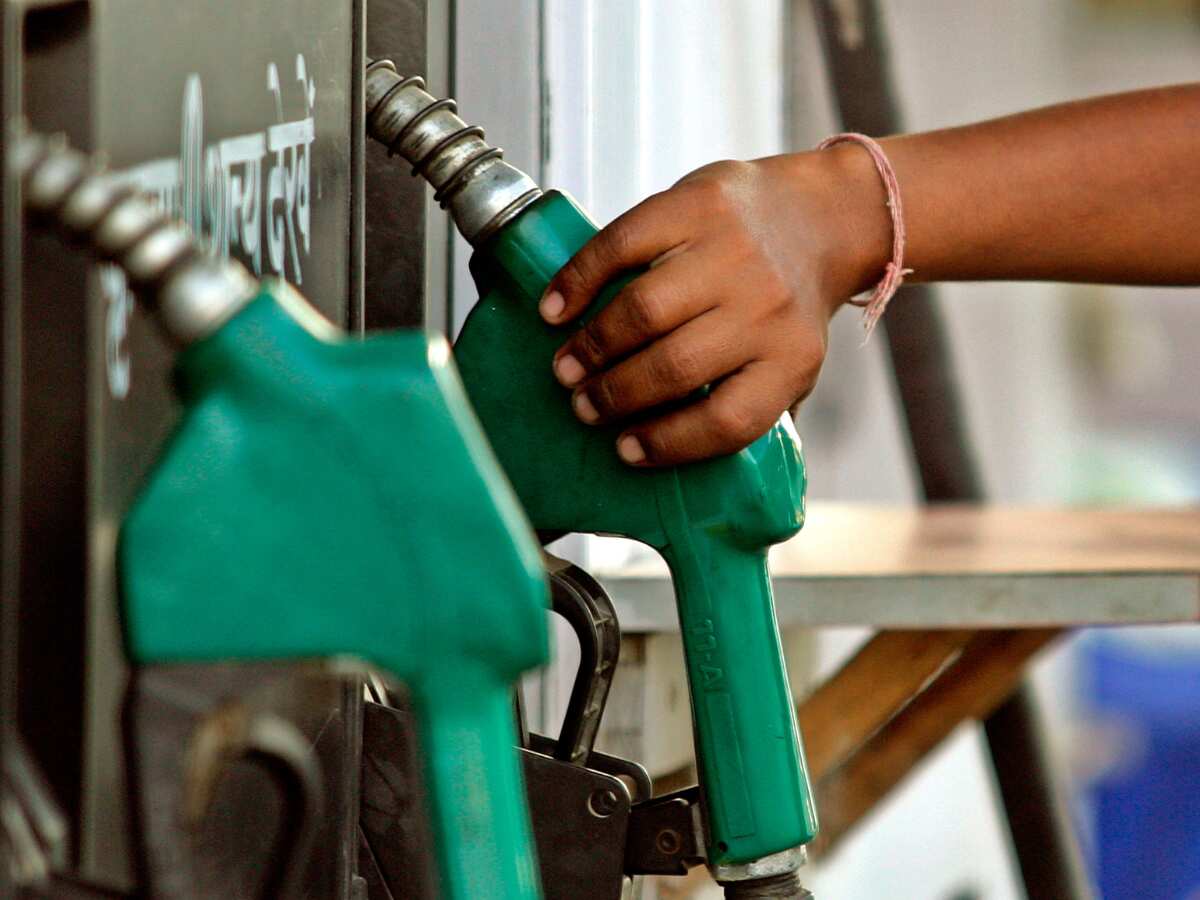 Petrol-Diesel Price: क्या हैं पेट्रोल और डीजल के भाव? 11 अक्टूबर के लिए जारी हो गए दाम