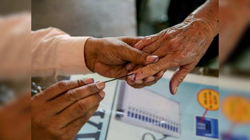 Rajasthan Polls: राजस्थान में बदली चुनाव की तारीख, अब इस दिन होगा मतदान, जानिए क्यों चुनाव आयोग ने लिया ये फैसला