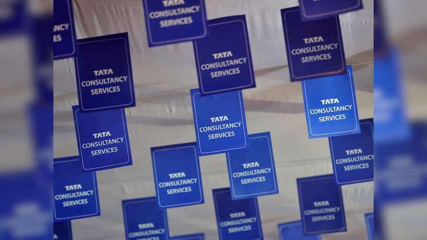 TCS Q2 Results: टाटा ग्रुप की टीसीएस ने जारी किए नतीजे, दूसरी तिमाही में 7.9 फीसदी बढ़ा मुनाफा, ₹9 डिविडेंड का एलान