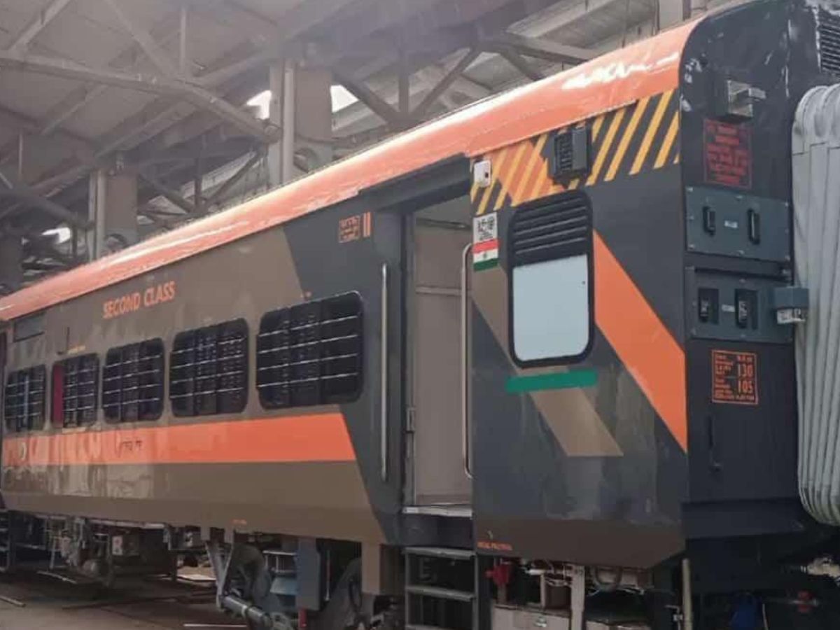 Sadharan Machine Vande Sadharan ट्रेन की पहली झलक आ गई सामने, देखिए कैसी है आम आदमी की ...