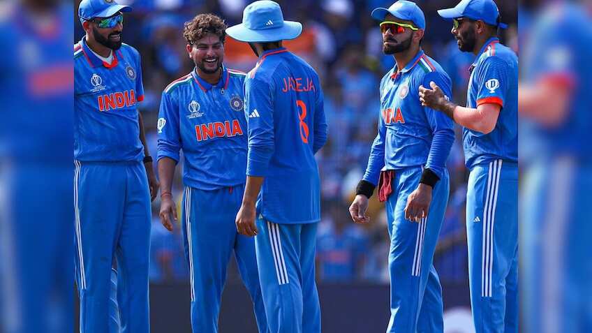 INDvsPAK के मुकाबले को लेकर रेलवे ने भी कर ली तैयारी, मैच देखने जा रहे पैसेंजर्स के लिए चलाएगी स्पेशल ट्रेन
