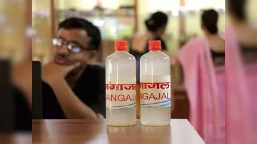 क्या गंगाजल पर भी देना होगा GST? सरकार ने जारी किया ये बयान
