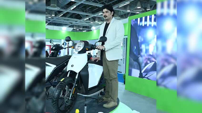 लैपटॉप बनाने वाली कंपनी Acer ने लॉन्च किया पहला इलेक्ट्रिक स्कूटर; जानें कीमत समेत सभी फीचर्स