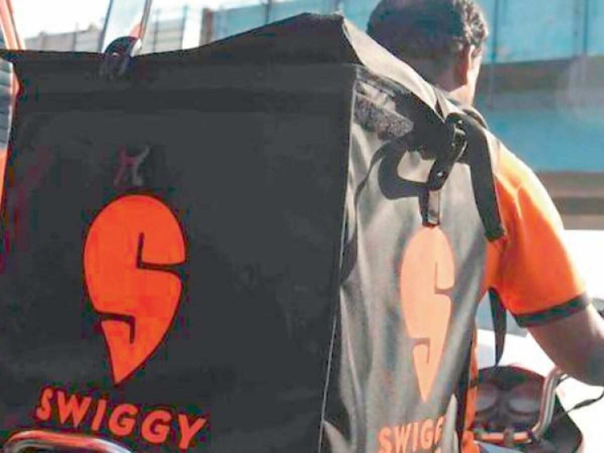 Swiggy ties up with Garuda Aerospace to deliver groceries using drones in  Delhi-NCR, Bengaluru | Mint