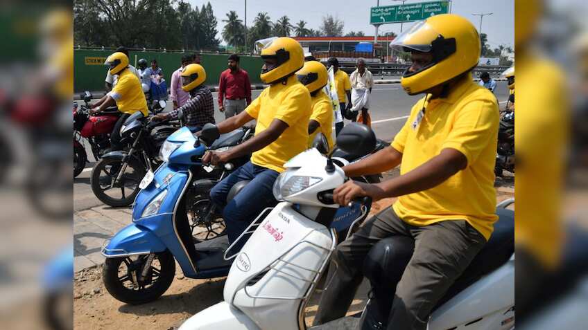 Bike-Taxi चालकों ने दिल्ली के राज्यपाल को लिखा पत्र; अपने वाहन को बदलने के लिए मांगा और समय