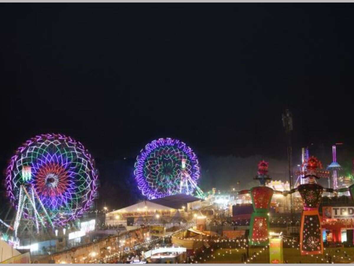 Dussehra 2023: दिल्ली में देखना है दशहरा मेला तो ये जगह हैं बेस्ट, आम से लेकर खास लोग भी उठाते हैं यहां का लुत्फ