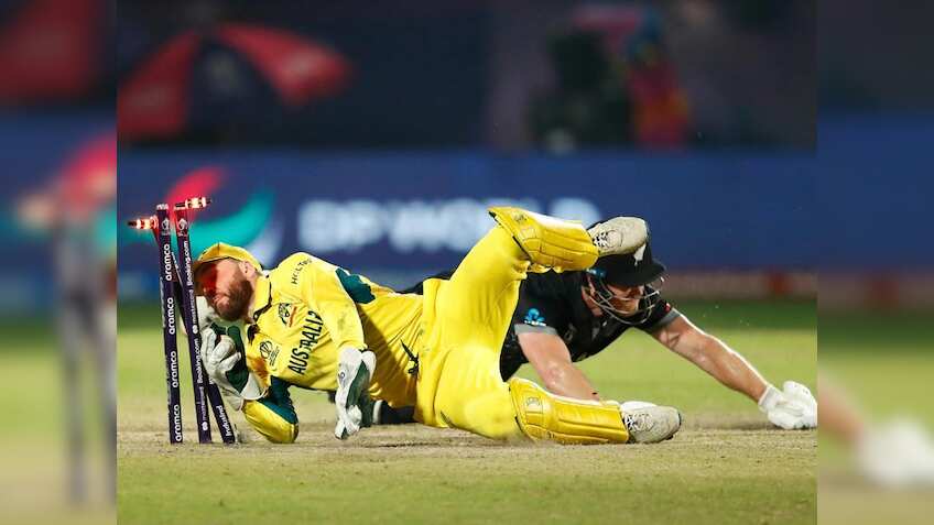 Aus Vs NZ World Cup 2023: वाइड और चौका, जिमी नीशम रन आउट, जानिए आखिरी ओवर का रोमांच