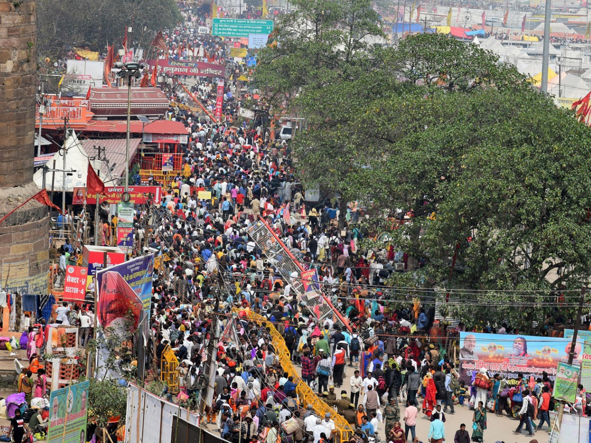 67 हजार से ज्यादा स्ट्रीट लाइटों से जगमग होगा कुंभ मेला, 400 करोड़ खर्च करेगी योगी सरकार