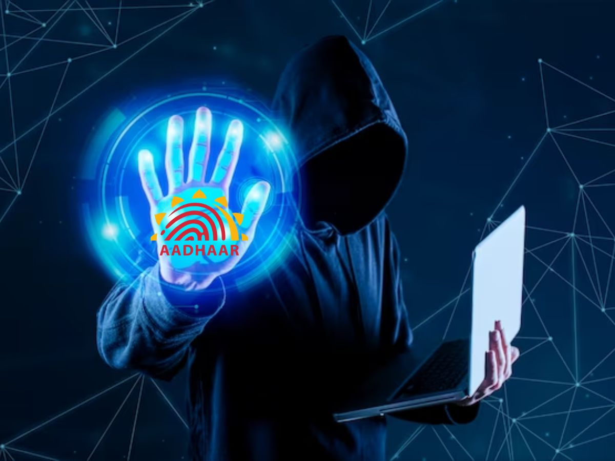 Aadhaar Data Leak: डार्क वेब पर बिक रहा 81 करोड़ भारतीयों का आधार डेटा? जानें किस रिपोर्ट ने मचाई हलचल