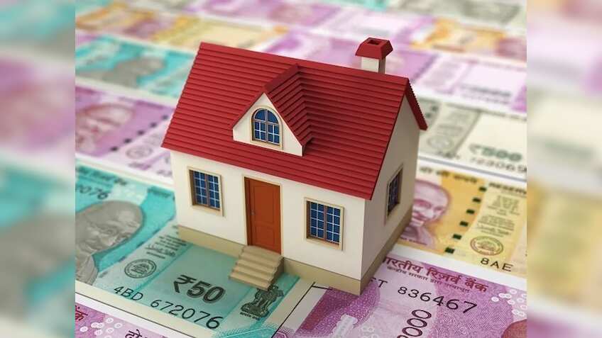 Loan Trap: ठगी से सावधान! पहली बार लेने जा रहे हैं होम लोन, तो इन बातों को जरूर जान लें