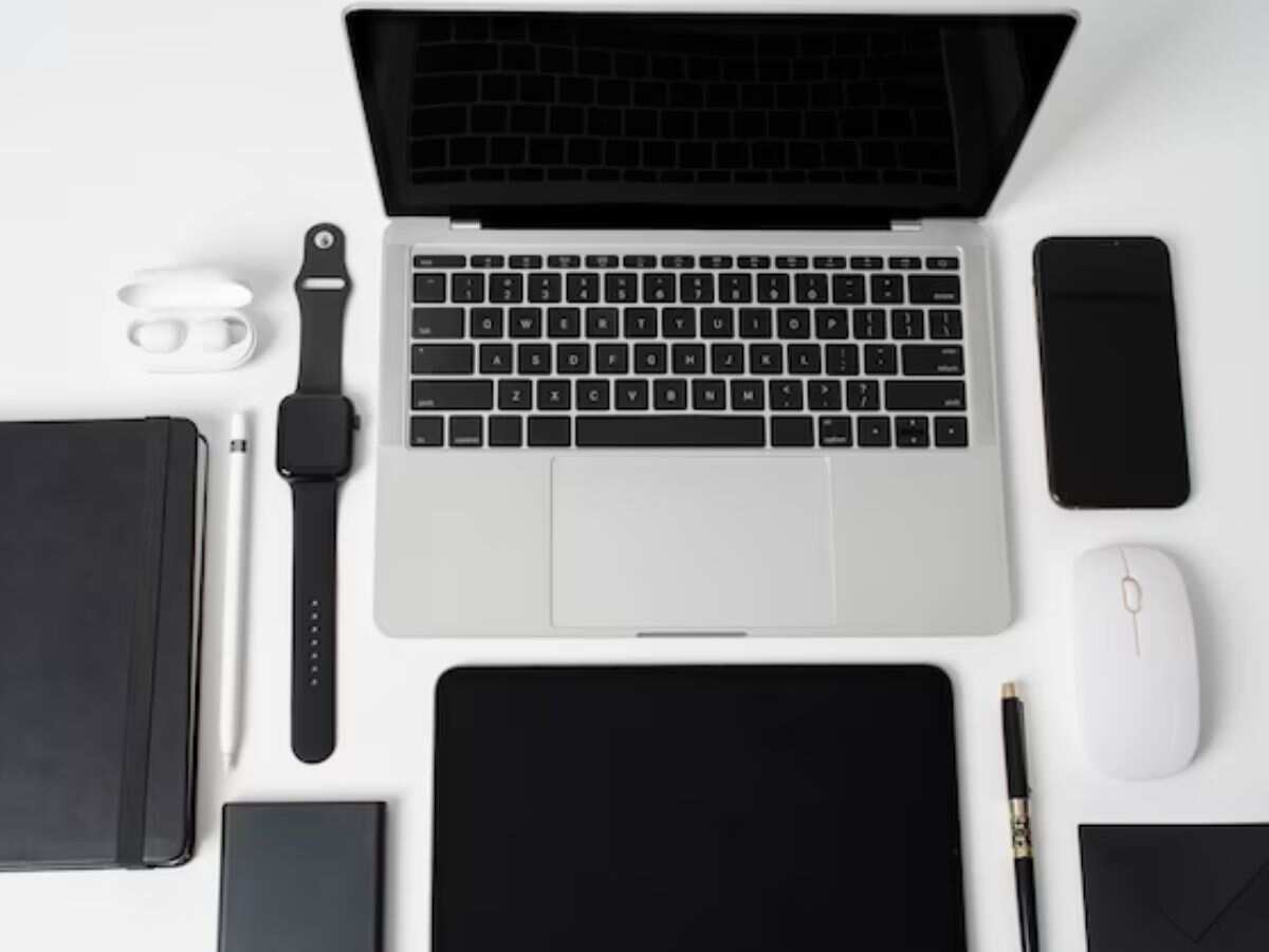 Laptop Import के लिए मंजूरी का नया सिस्टम हिट, 111 में से लगभग 110 आवदेनों को सरकार की हरी झंडी