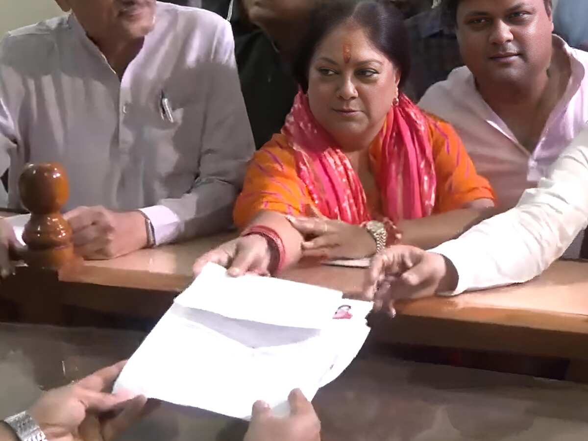 राजस्थान विधानसभा चुनाव के लिए वसुंधरा राजे ने फाइल किया नामांकन, रिटायर होने की अफवाहों को किया खारिज