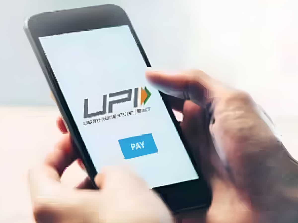 UPI ने बनाया नया रिकॉर्ड, अक्टूबर में पहली बार हुईं 1100 करोड़ से भी ज्यादा ट्रांजेक्शन, फोनपे है सबसे आगे