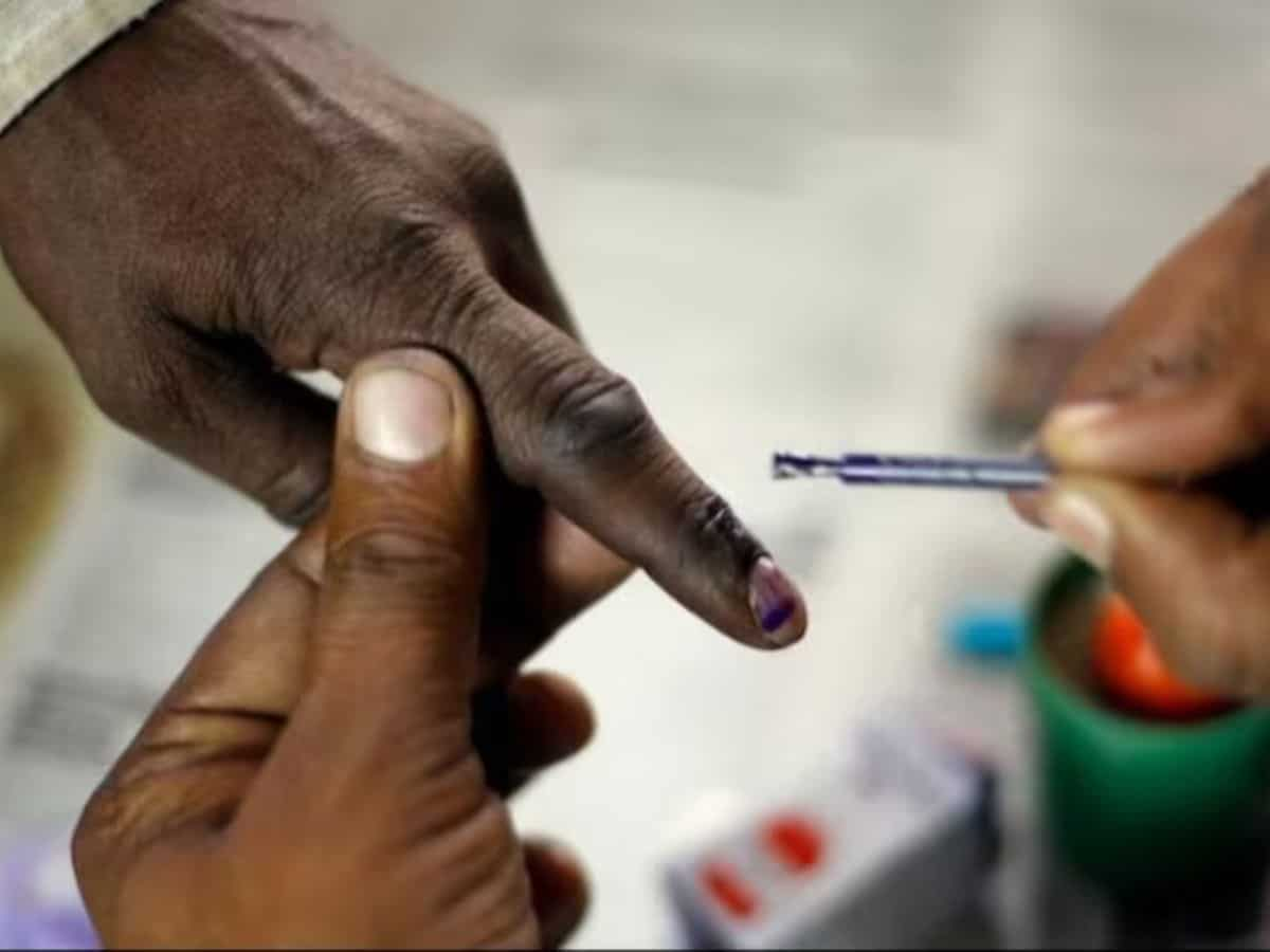 Chhattisgarh Polls 2023: विधानसभा चुनावों के बीच कांकेर और सुकमा में नक्सलियों का हमला, 3 सुरक्षाकर्मी घायल