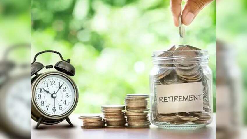 OROP: दिवाली के पहले पूर्व सैनिकों को सरकार का तोहफा, 'वन रैंक, वन पेंशन' की तीसरी किस्त जारी करने का निर्देश