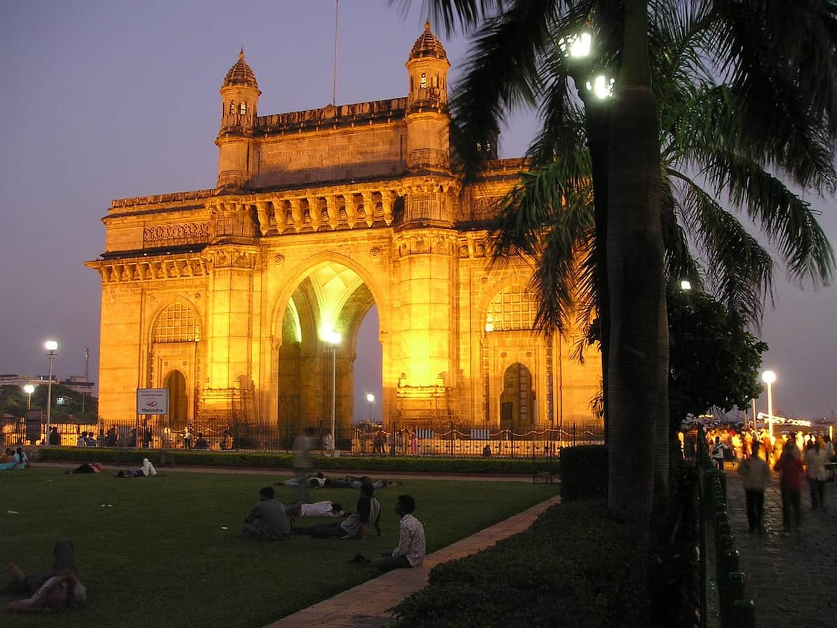 Places to visit in Mumbai: परिवार के साथ मुंबई घूमने का करें प्लान, जानें बेस्ट जगहें
