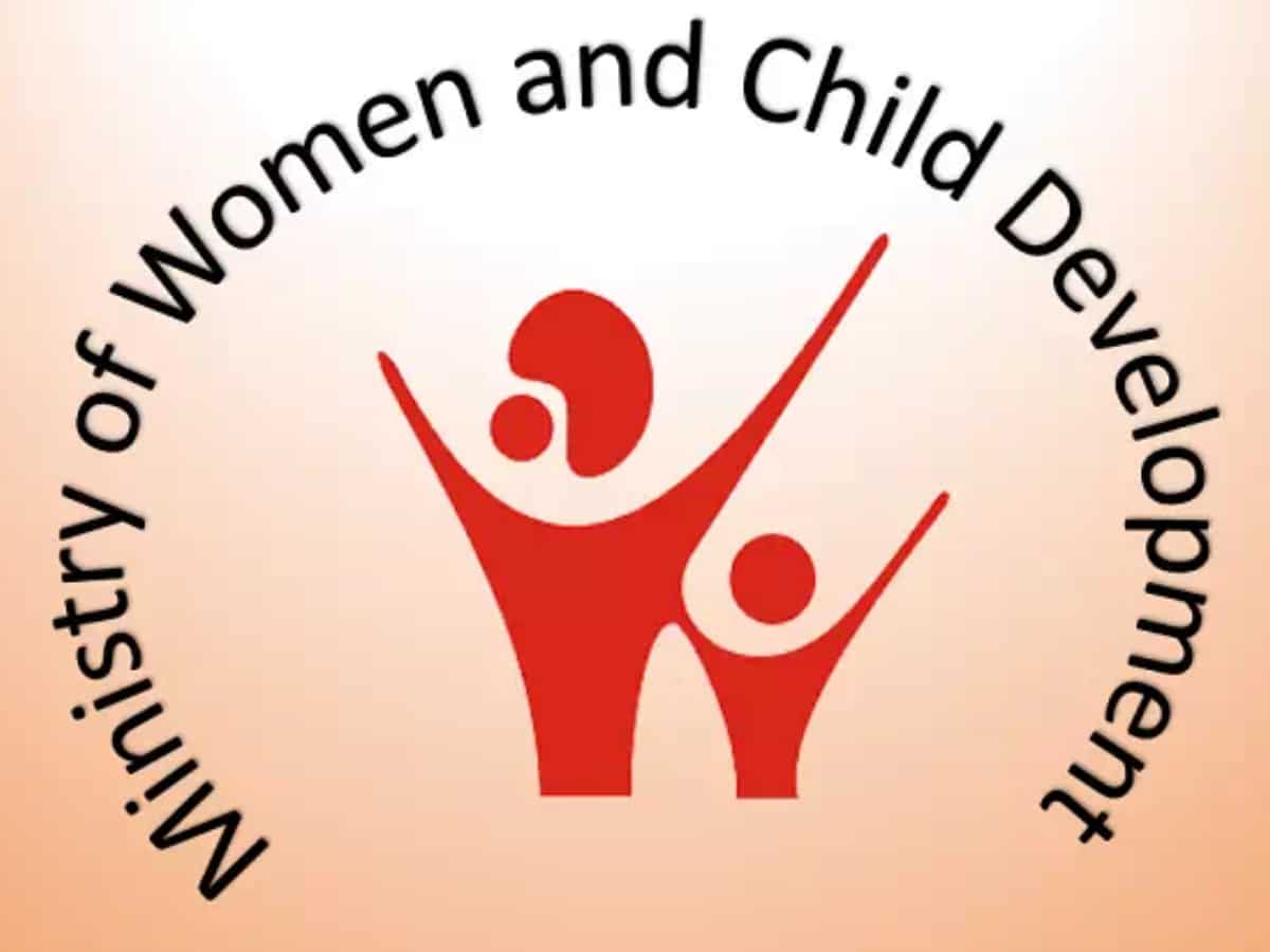 10वीं पास के लिए महिला एवं बाल विकास विभाग में नौकरी का मौका, 33 साल तक के उम्मीदवार कर सकते हैं अप्लाई
