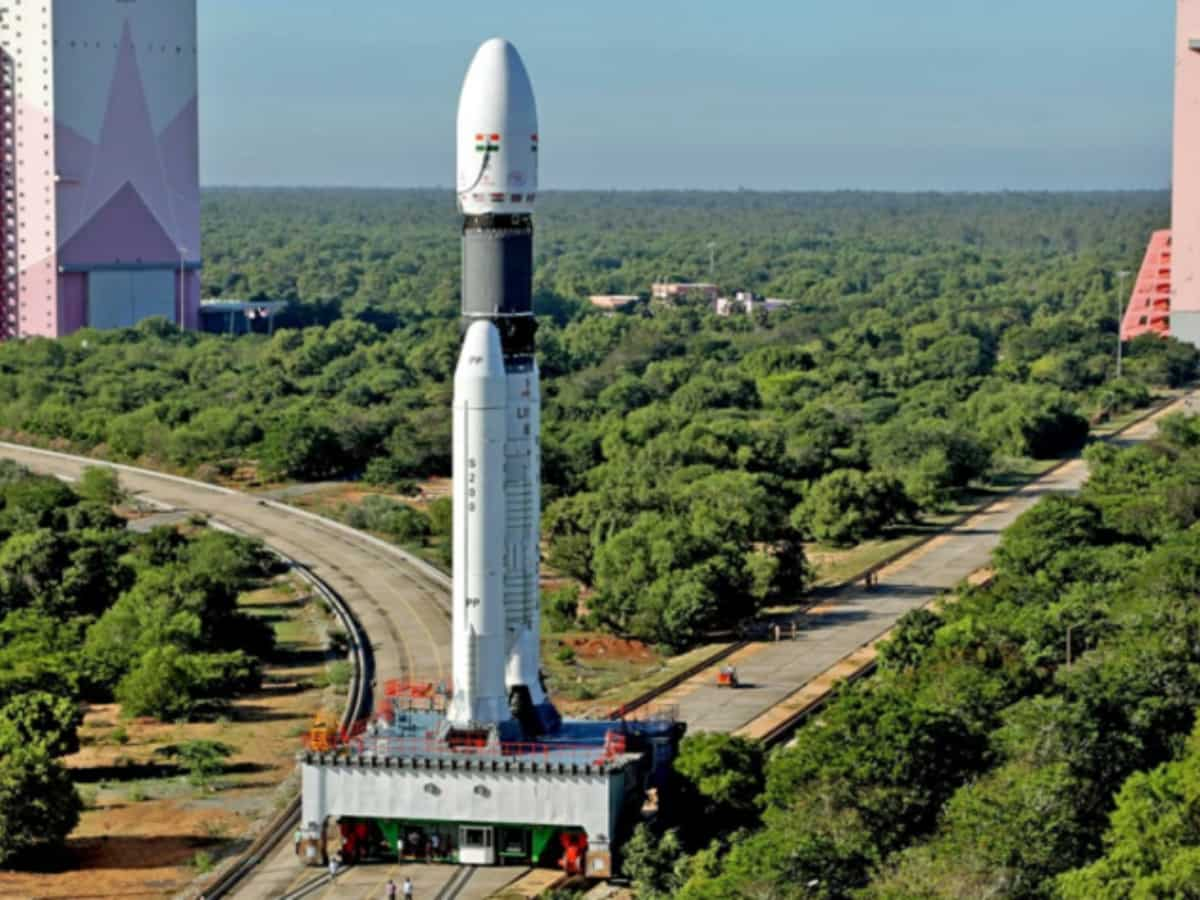 ISRO recruitment 2023: इसरो में कई पदों के लिए निकली भर्ती, इस दिन से शुरु होगा आवेदन, जानें डीटेल