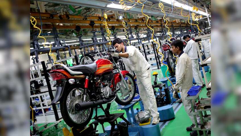 बाइक बनाने वाली इस Auto कंपनी ने 32 दिन में बेच डाले लाखों यूनिट्स, त्योहारी सीजन का मिला सपोर्ट