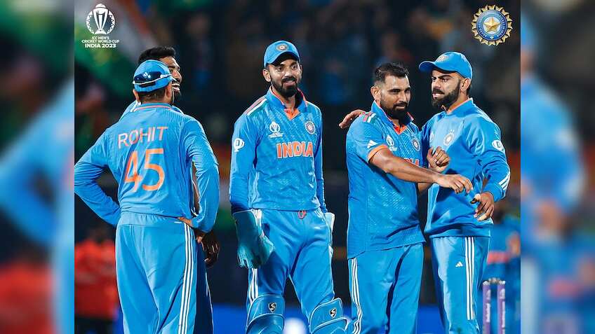 विश्वकप में भारतीय बल्लेबाजों ने बनाए सबसे ज्यादा रन, विकेट लेने में मोहम्मद शमी सबसे आगे , चेक करें लिस्ट