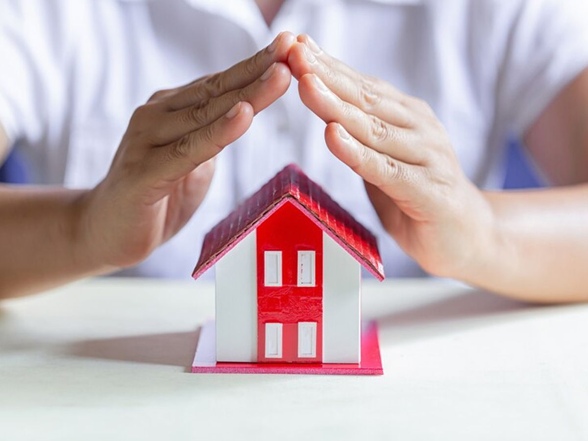 अब तक नहीं लिया Home Insurance? भूकंप-आग सबसे मिलता है कवरेज, जानिए कितने रुपये लगता है प्रीमियम