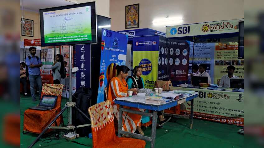 Bank Holidays in December, 2023: छुट्टियों और हड़ताल के लिए हो जाइए तैयार, दिसंबर में इतने दिन बंद रहेंगे बैंक