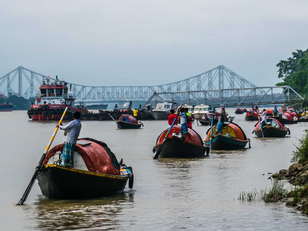 Places to Visit in West Bengal: पश्चिम बंगाल में घूमने की बेस्ट जगह, जानिए कब करें यात्रा और कितना आएगा खर्च