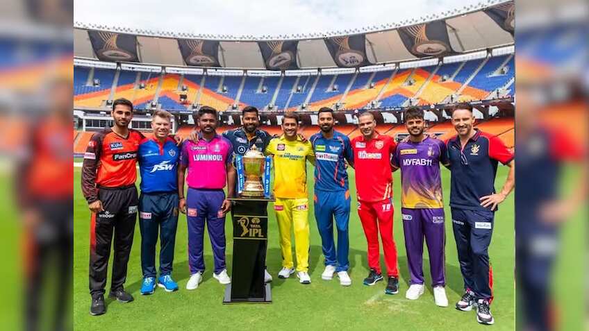 IPL 2024 retained Players List: CSK की कप्तानी करेंगे महेंद्र सिंह धोनी, DC में ऋषभ पंत की वापसी, देखें सभी फ्रेंचाइजी के रिटेन खिलाड़ियों की लिस्ट