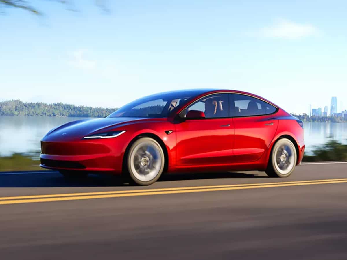 Tesla की सेल्स होगी अब दोगुनी? कंपनी इन 2 मॉडल पर दे रही फ्री में सुपरचार्जिंग की सुविधा