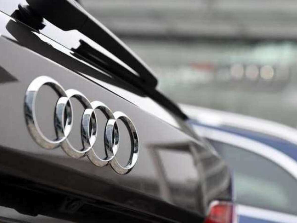 नए साल से पहले ही Audi ने दिया झटका; महंगी कर दी अपनी सभी कार, इतने परसेंट बढ़ा दिए दाम
