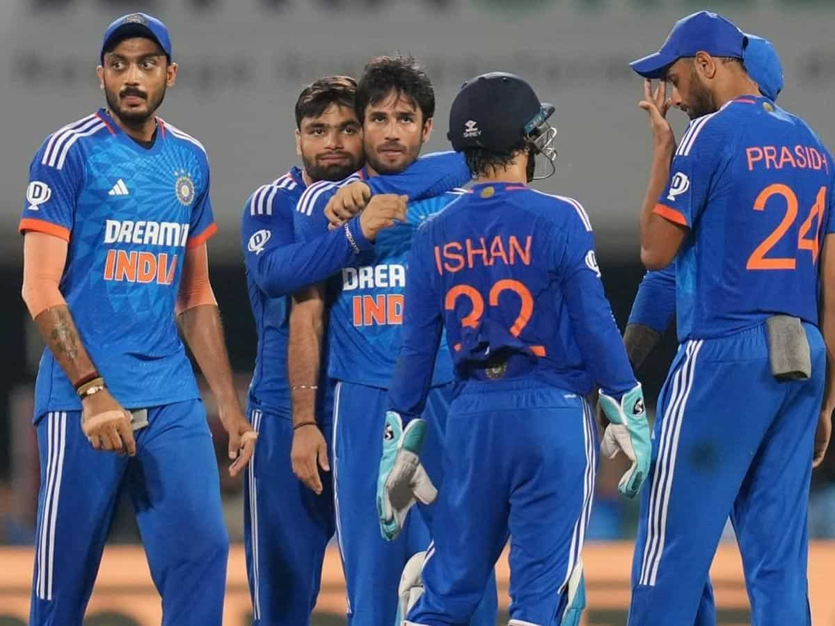 IND vs AUS 3rd T20I Live Streaming: 3-0 से सीरीज जीतने के लिए उतरेगी टीम इंडिया, जानिए कब और कहां देखें भारत बनाम ऑस्ट्रेलिया तीसरा T20