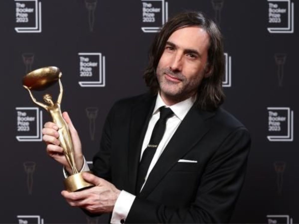 Booker Prize: किस क्षेत्र में दिया जाता है बुकर प्राइज, कौन चुनता है विनर और भारत में अब तक कितने लोगों ने जीता, जानिए सबकुछ