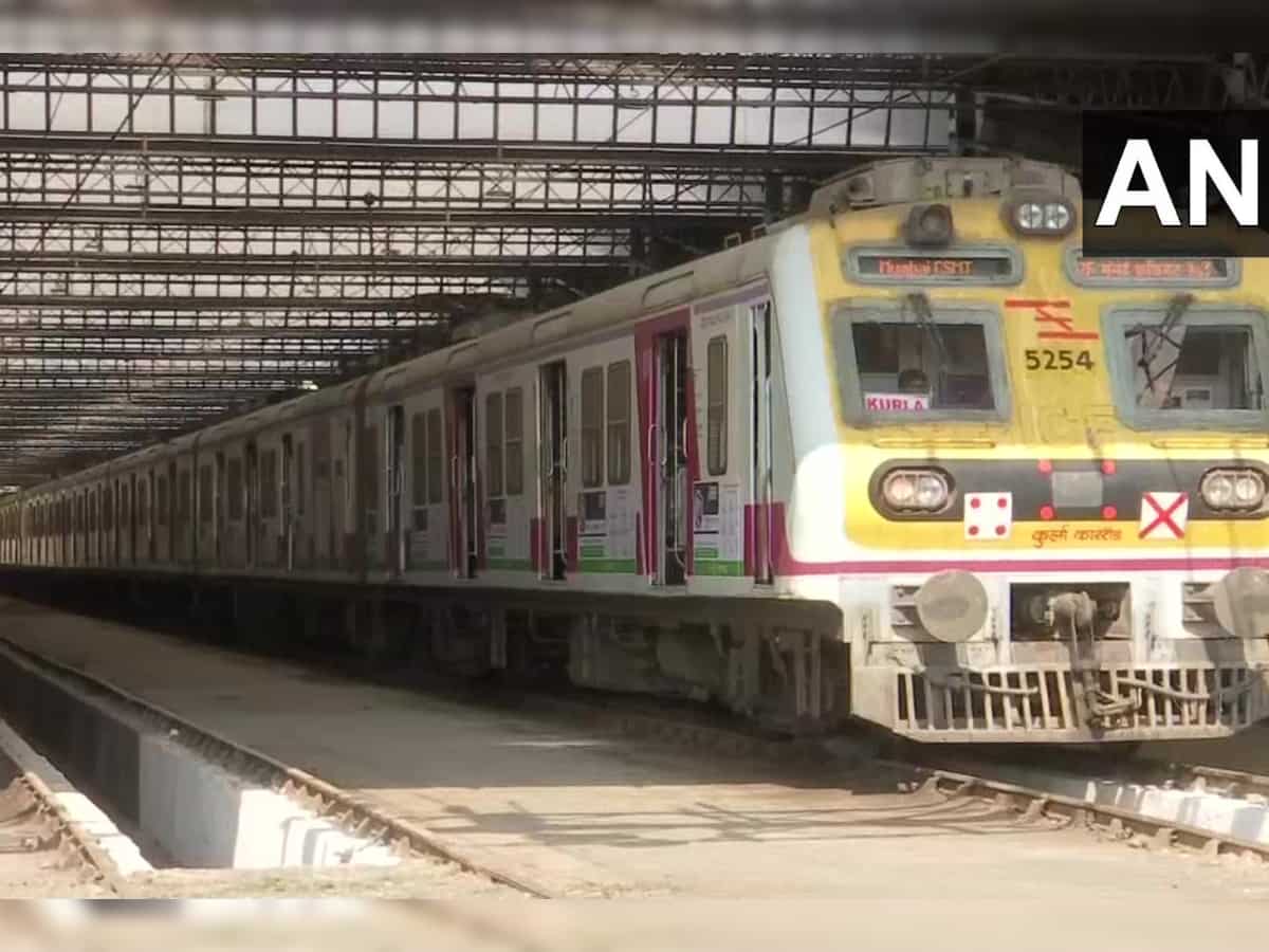कोलकाता के लोगों के लिए खुशखबरी,  जल्द ही इस रूट के 3 लोकल ट्रेनों में लगाए जाएंगे फर्स्ट क्लास कोच