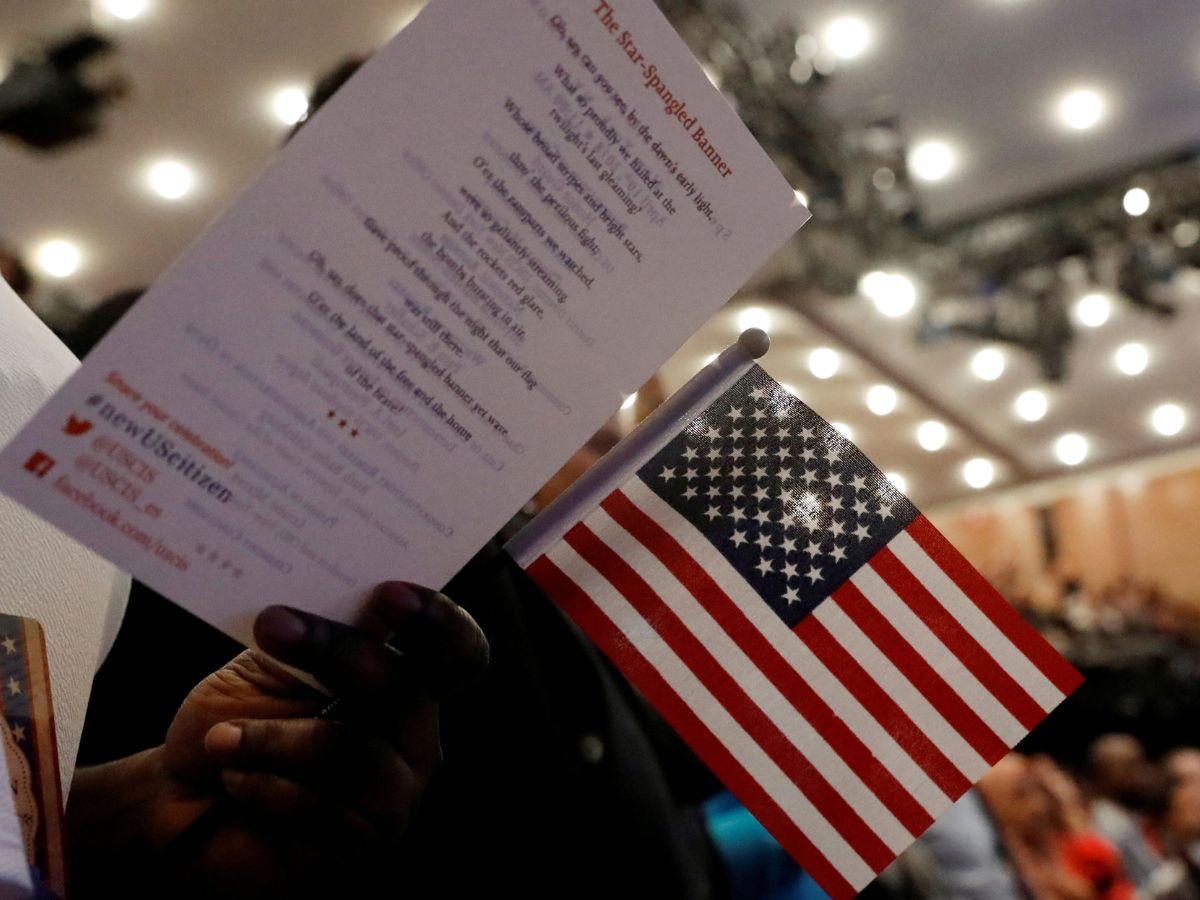 अमेरिका जाने वाले भारतीय प्रोफेशनल्स के लिए खुशखबरी! जनवरी से रिन्यू करा सकते हैं अपना H 1B वीजा