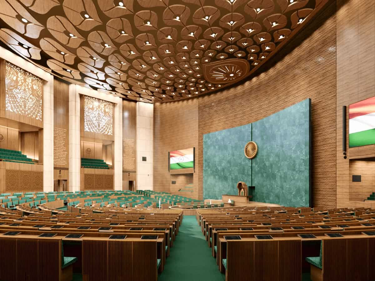 संसद के शीतकालीन सत्र में 19 विधेयकों पर होगी चर्चा, महुआ मोइत्रा पर रिपोर्ट हो सकती है पेश, जानिए डीटेल्स